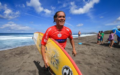 “Derek Ho, first Hawaiian male world surfing champ, dead at 55” by Dennis Romero via NBC News plus “ONE OF SURFING’S ALL-TIME GREATS DIED AFTER SUFFERING A HEART ATTACK” and “The Surf Community Remembers Pipe Legend Derek Ho” via Surfer Mag