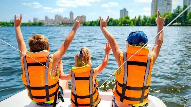 “How To Choose the Best Life Jackets, Vests & PFDs For Your Boating Needs” by Tim West via Best Boating tips