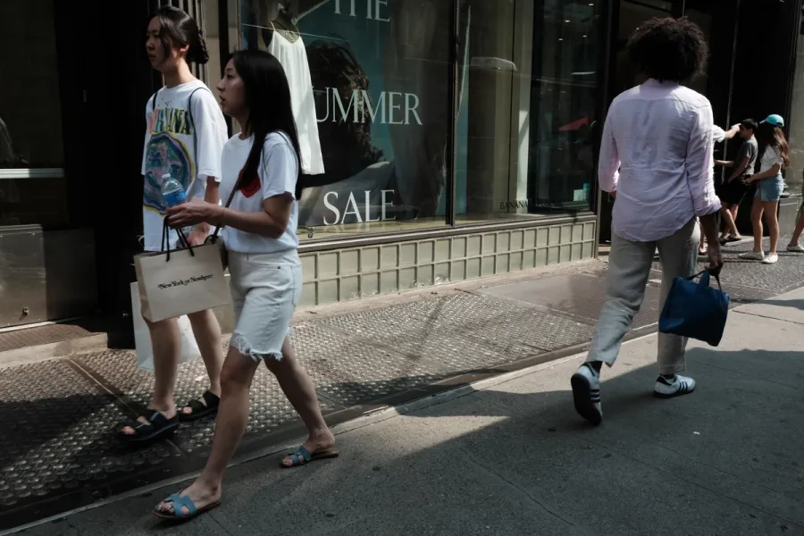 “US retail sales beat estimates with a 0.7% bump in July” by Erin Cabrey via Retail Brew