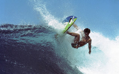 “Innovative Hawaiian Surf Legend Larry Bertlemann Dies at 71” by Owen James Burke